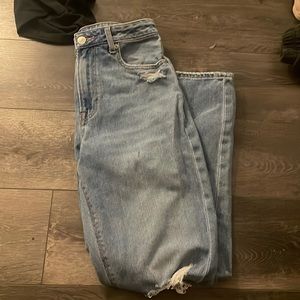 american eagle mom jeans